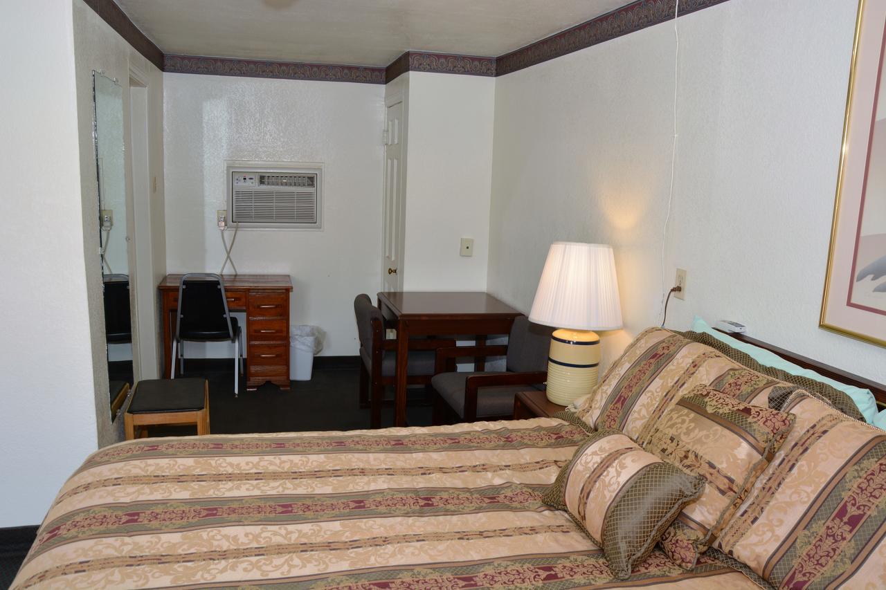 Budget Inn Of Brownfield Kültér fotó